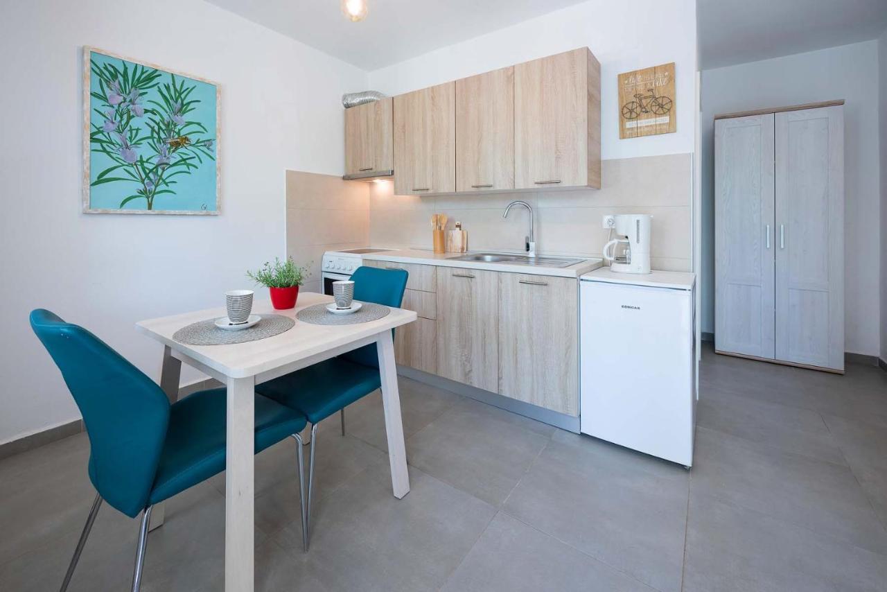 Apartments Pimpinella Premantura Eksteriør bilde